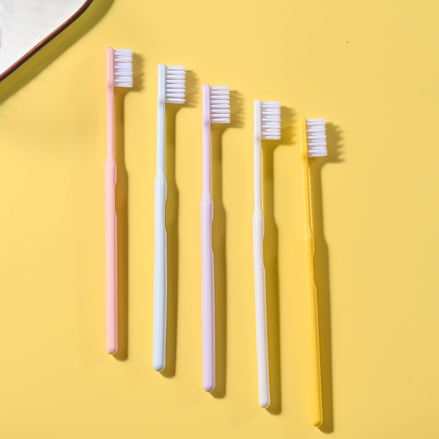 Plastic Toothbrush With Plastic Round Box (20 Pcs Set) - Baby Care
